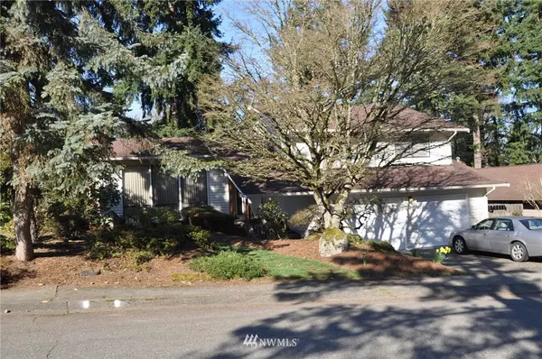 4653 121 AVE SE, Bellevue, WA 98006