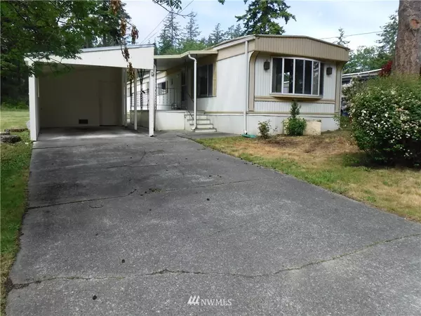 1361 NE Goldie Street #9, Oak Harbor, WA 98277