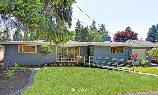 319 NW 203rd ST, Shoreline, WA 98177