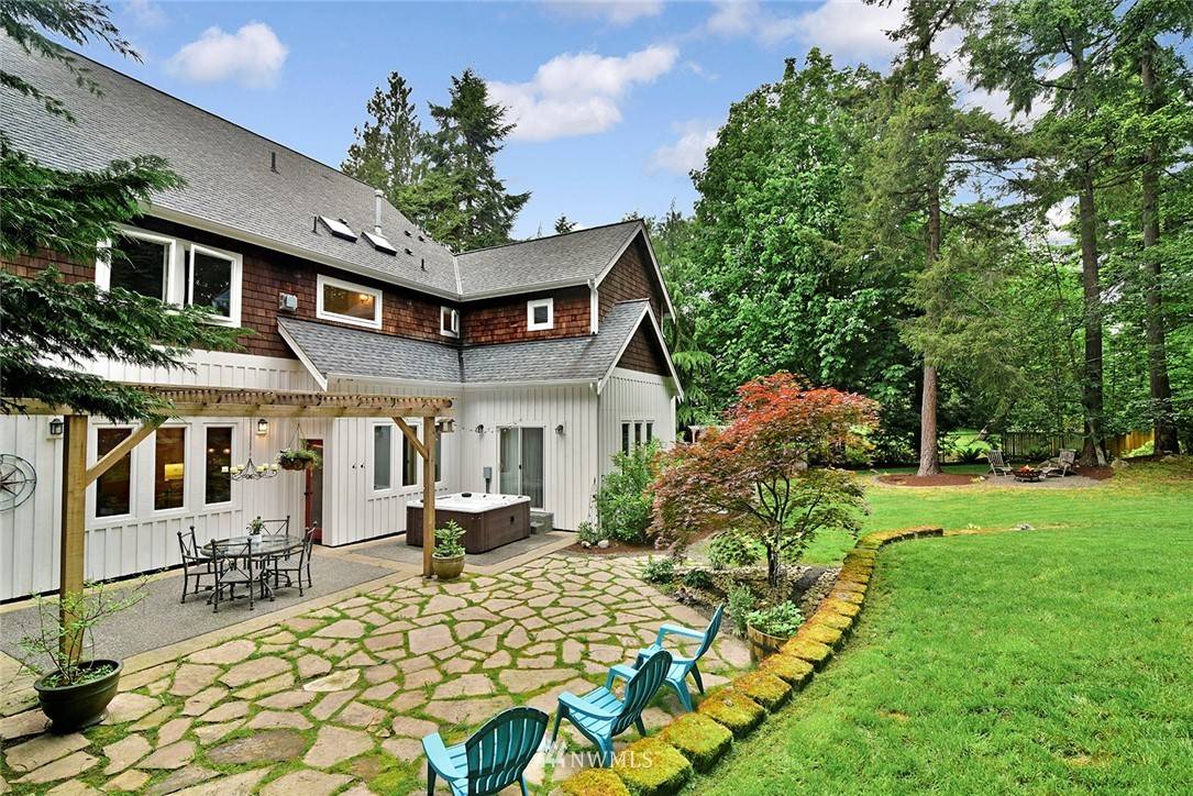 6452 Haley Loop RD NE, Bainbridge Island, WA 98110