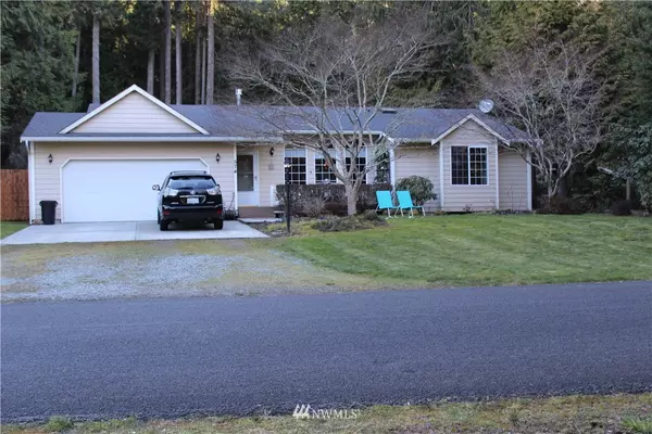 574 Montgomery LN, Port Ludlow, WA 98365