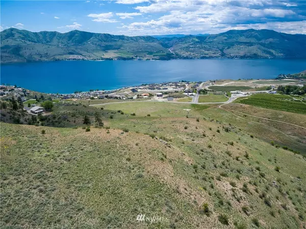 110 Henderson TER, Chelan, WA 98816