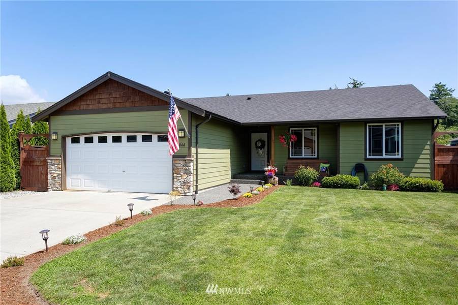6044 Pacific Heights DR, Ferndale, WA 98248