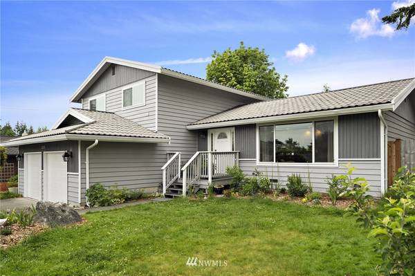 2219 108th ST SE, Everett, WA 98208