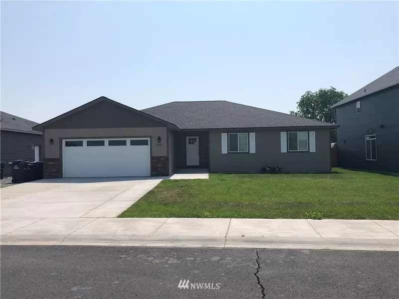 3521 W Glenmoor DR, Moses Lake, WA 98837