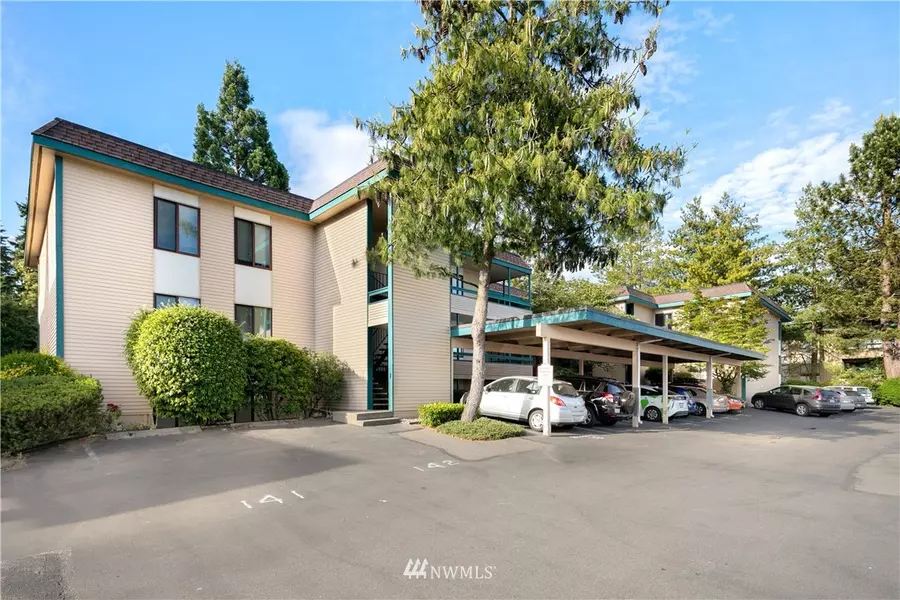 18906 8th AVE NW #116, Shoreline, WA 98177