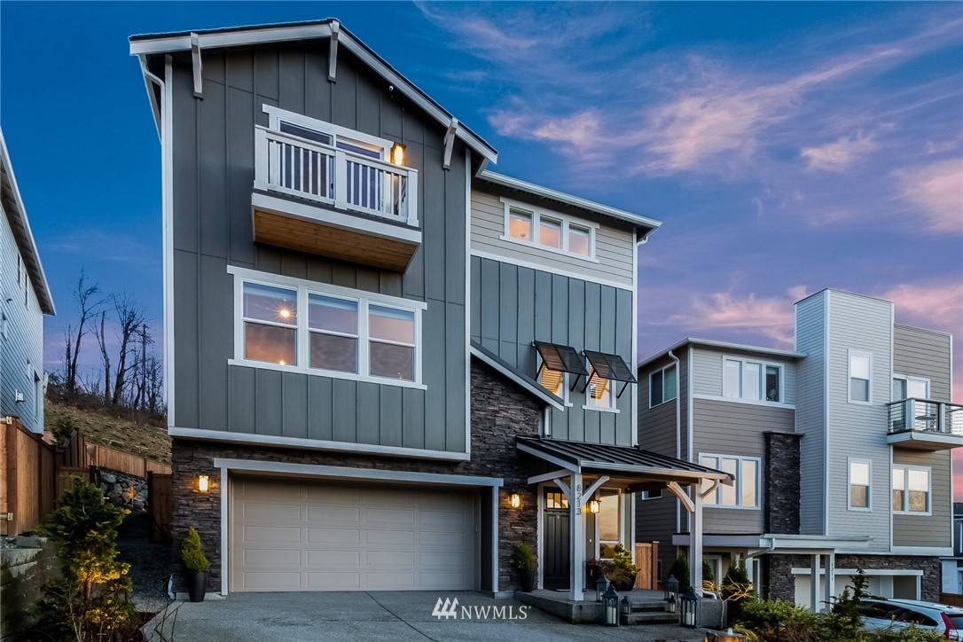 8213 NE 196th St., Kenmore, WA 98028