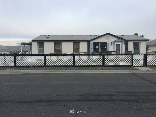 405 Hilltop DR, Ephrata, WA 98823