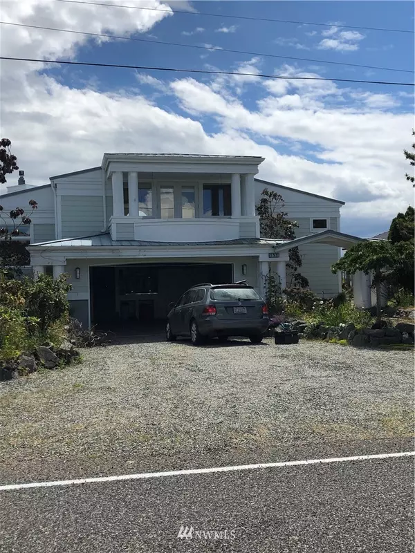 151 Keystone AVE, Coupeville, WA 98239