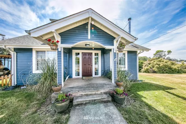 1134 W 5th ST, Port Angeles, WA 98363