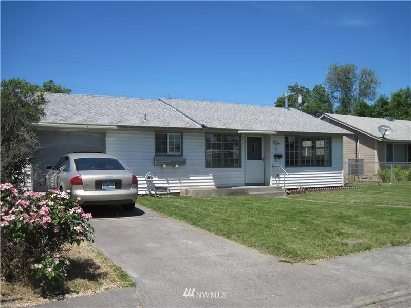 434 N Clark RD, Moses Lake, WA 98837