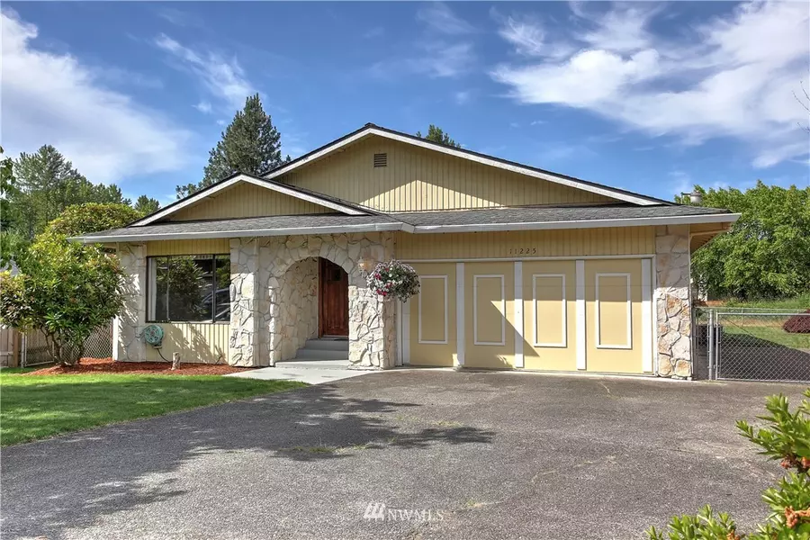 11225 SE 218th PL, Kent, WA 98031