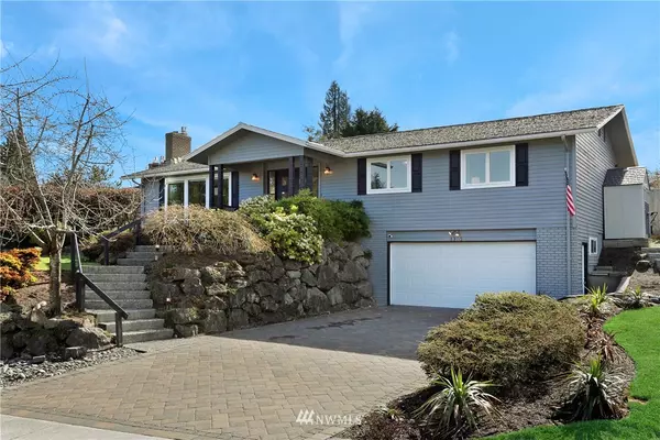 1310 121st AVE SE, Bellevue, WA 98005