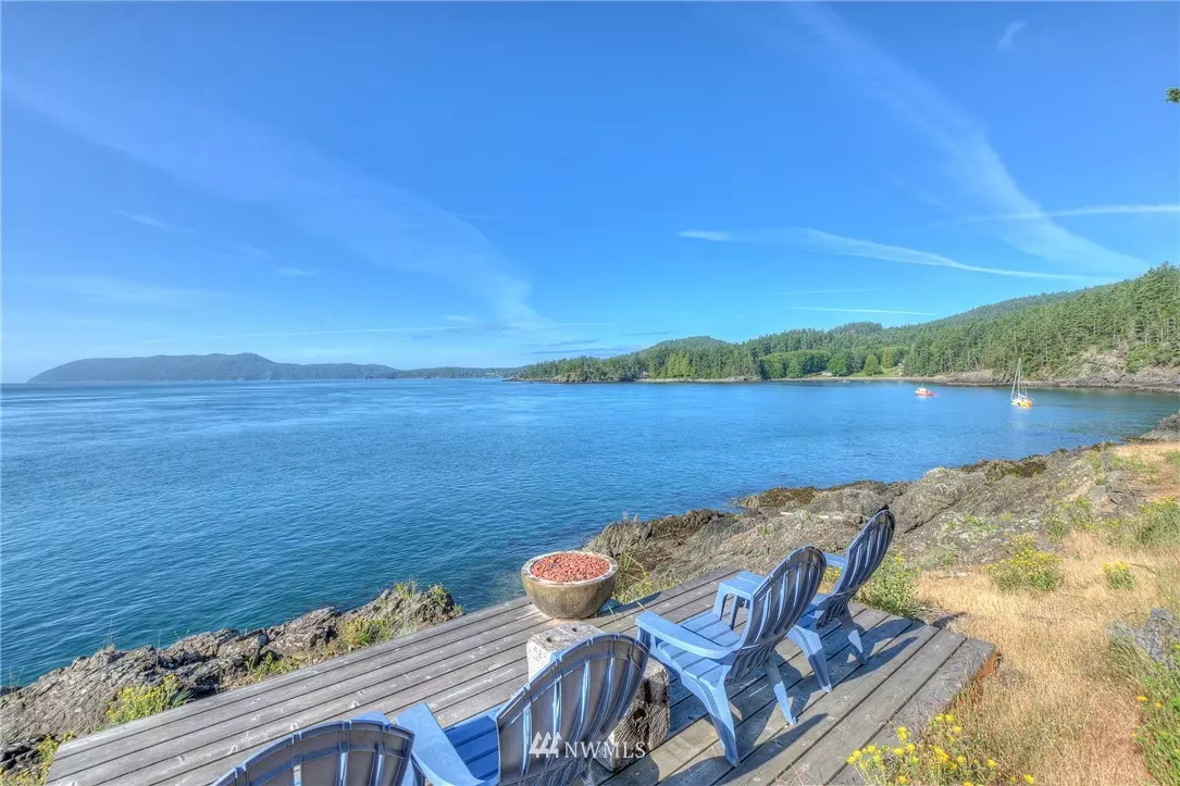Orcas Island, WA 98245,105 Albert ST