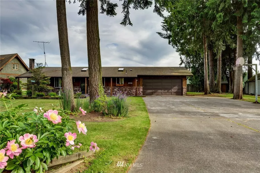 8558 Lynnwood DR, Lynden, WA 98264