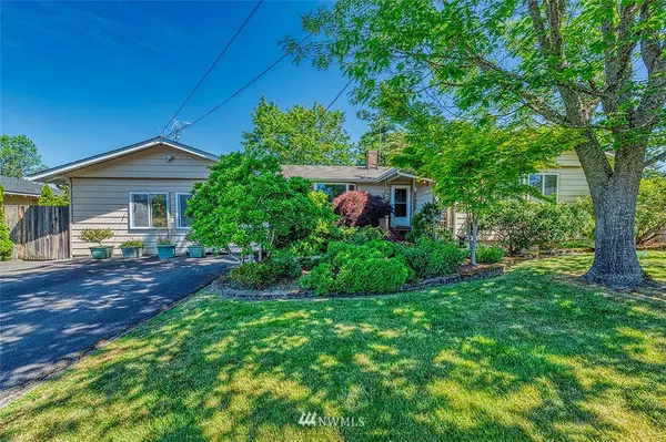 1310 S 261 PL, Des Moines, WA 98198