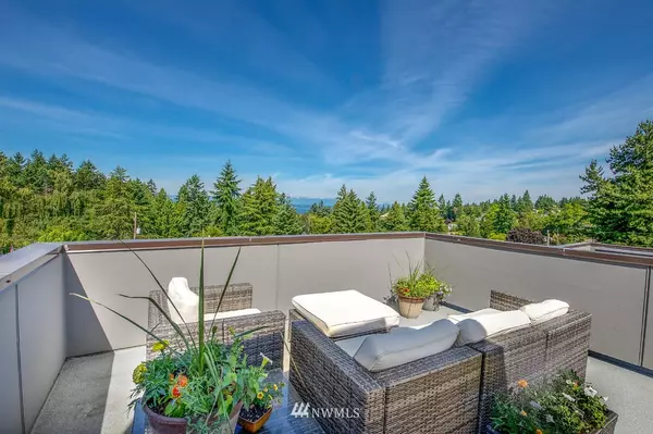 9407 35th AVE SW #B, Seattle, WA 98126