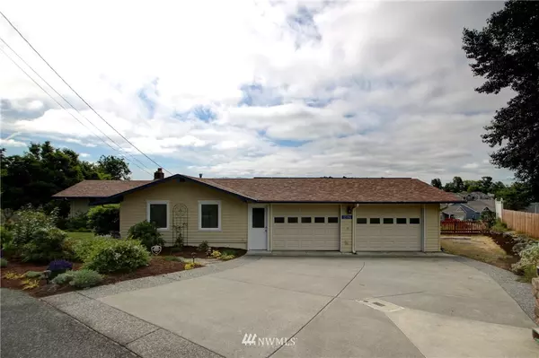 Burlington, WA 98233,12796 Country Club PL