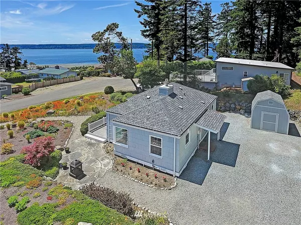 3162 Redwing RD, Camano Island, WA 98282