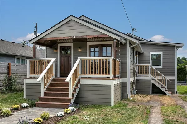 6204 44th AVE S, Seattle, WA 98118