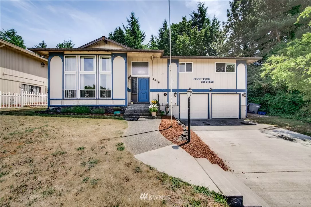 University Place, WA 98466,4419 Elwood DR W