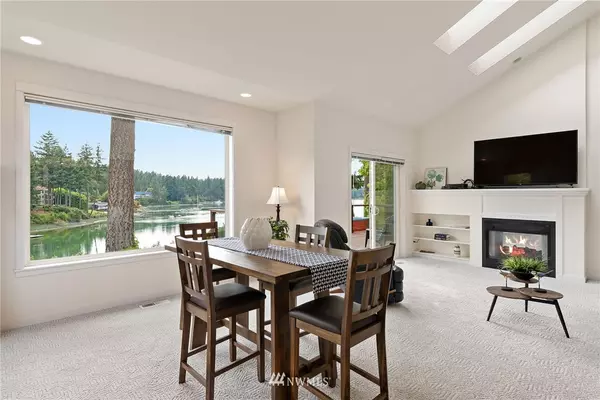 Bremerton, WA 98312,965 Oyster Bay CT