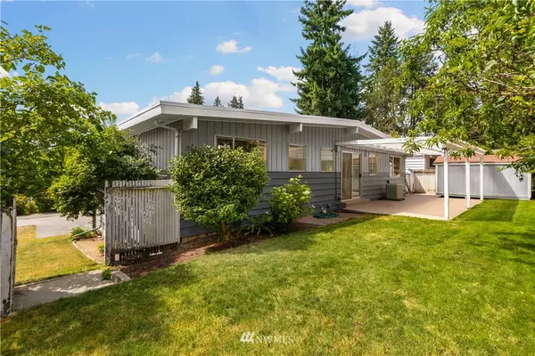 218 NW 184th ST, Shoreline, WA 98177