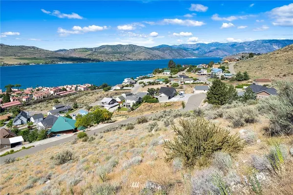 126 Monte Carlo DR, Chelan, WA 98816