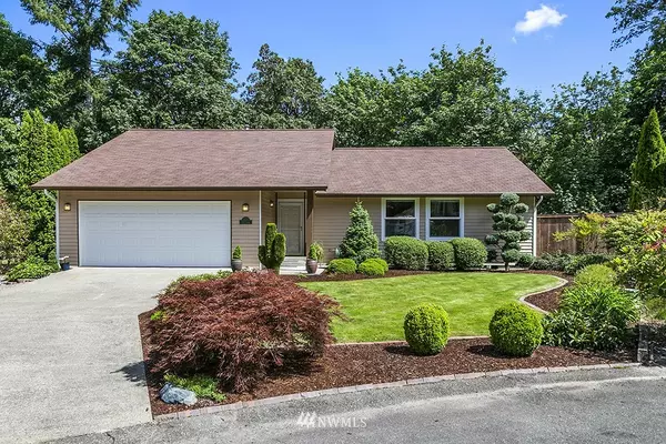 1390 Cedar Canyon PL, Port Orchard, WA 98366