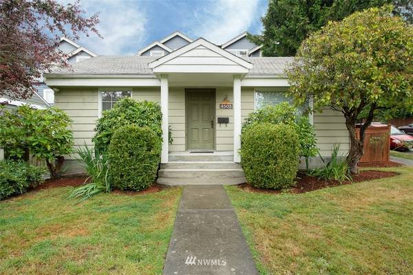 4503 40th AVE SW, Seattle, WA 98116