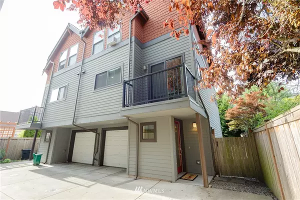 614 N 49th ST, Seattle, WA 98103