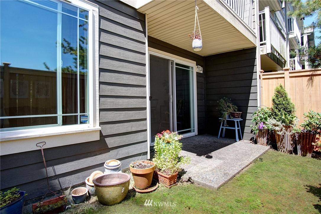 935 N 200th ST #A 103, Seattle, WA 98133