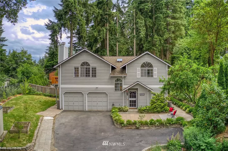 18443 15th AVE NE, Shoreline, WA 98155