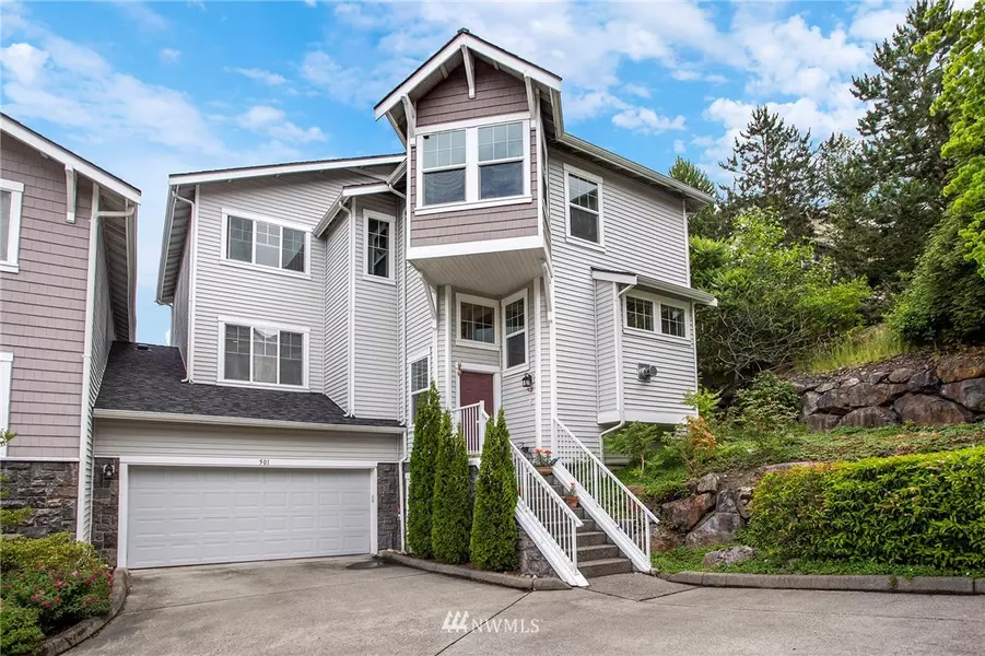 1601 NE Katsura ST #501, Issaquah, WA 98029