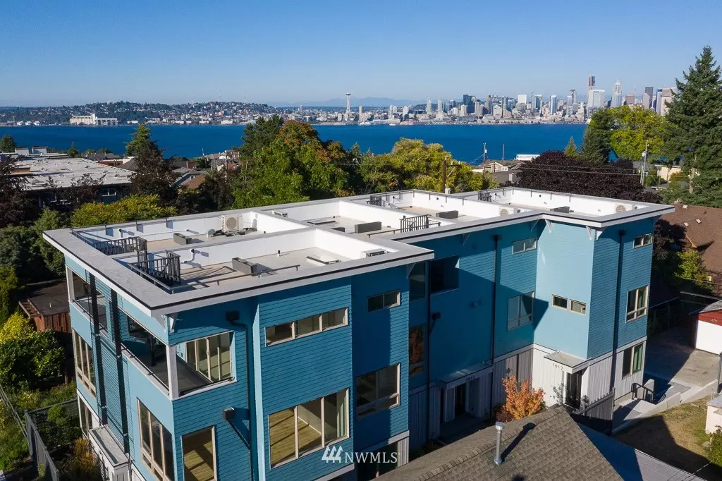 Seattle, WA 98116,1612 California AVE SW #C