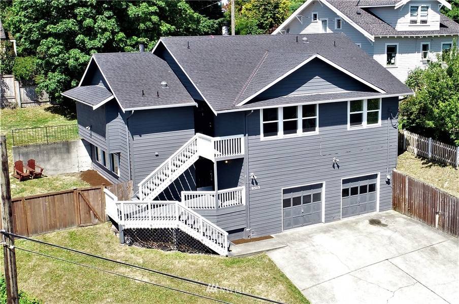 9515 Holman RD NW, Seattle, WA 98117