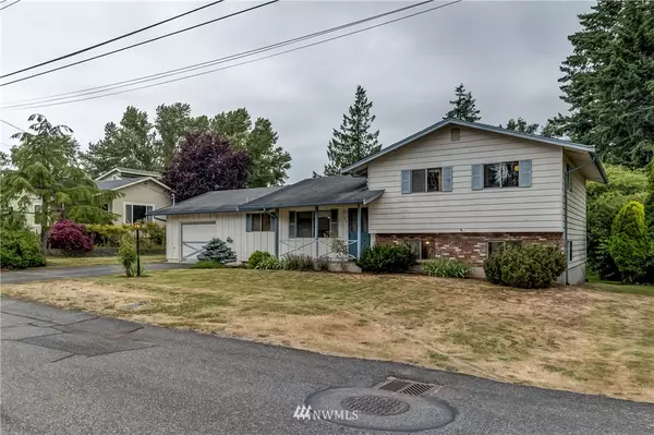 3048 Cherrywood AVE, Bellingham, WA 98225