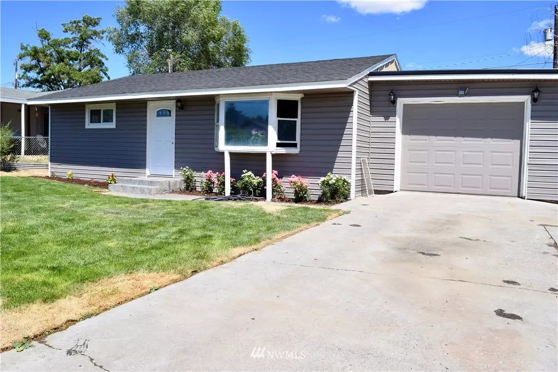 Moses Lake, WA 98837,9814 NE Sunny DR