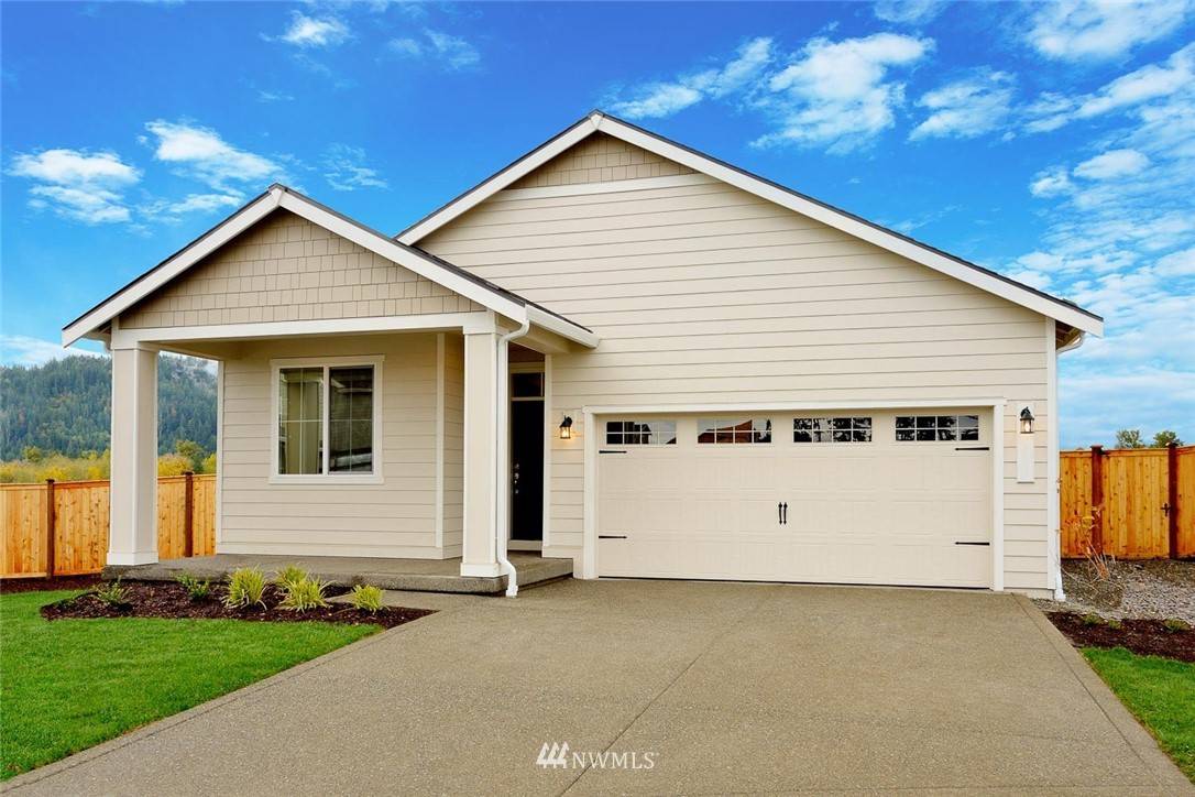 1089 Bondgard AVE E, Enumclaw, WA 98022