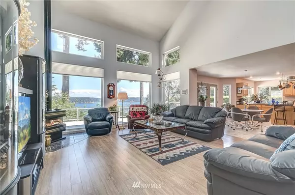 Anderson Island, WA 98303,10915 Seaview DR