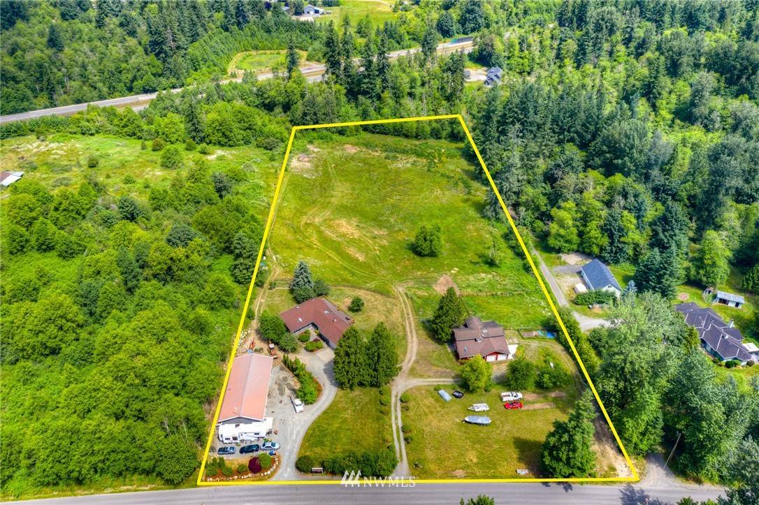 25112 SE 208th ST, Maple Valley, WA 98038