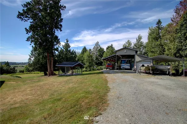 Mount Vernon, WA 98274,21596 Snowden LN