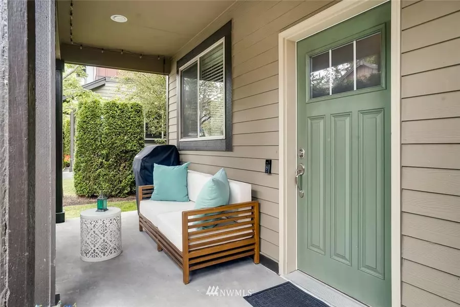 16420 1st Park SE, Bothell, WA 98012