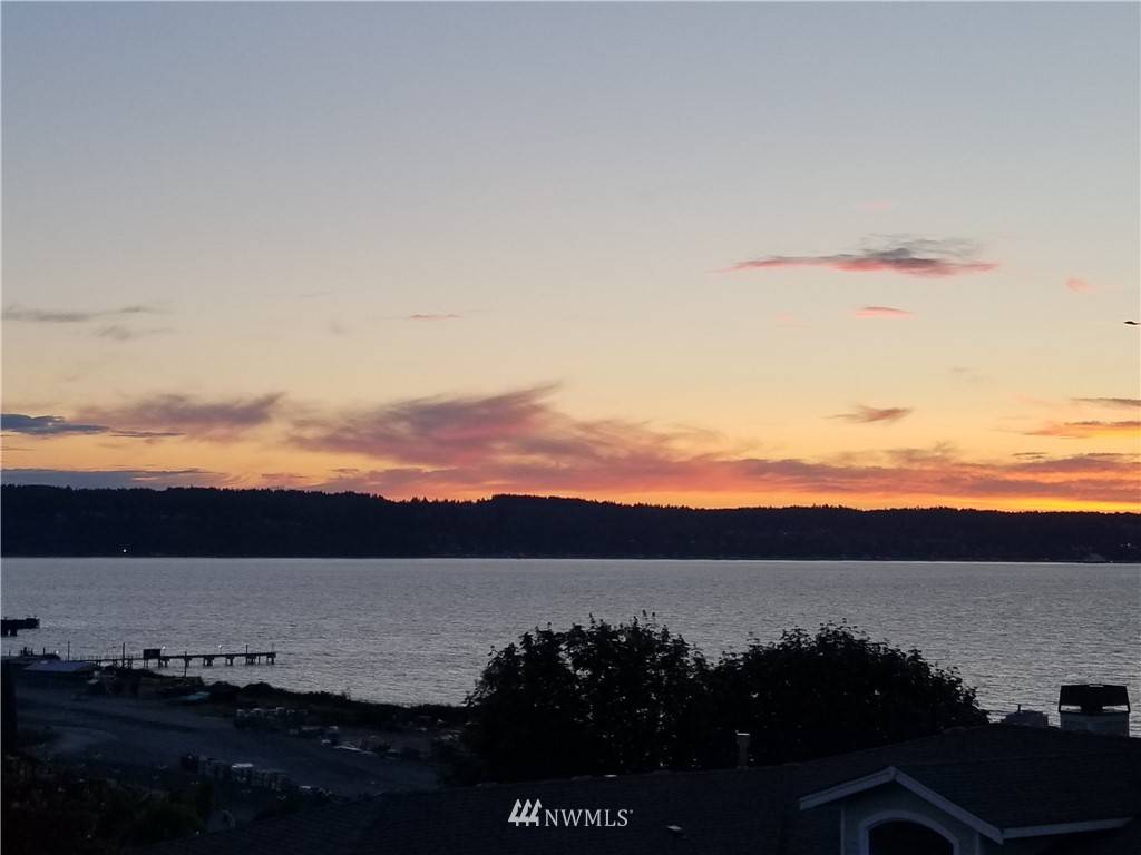 1118 2nd ST, Mukilteo, WA 98275