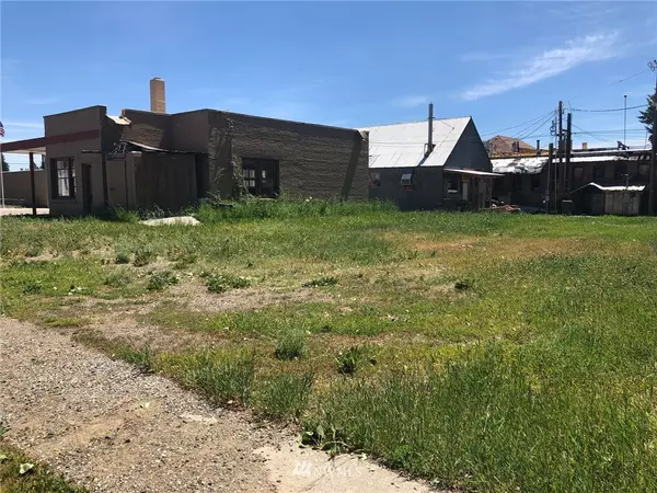 108 N Chelan, Waterville, WA 98858