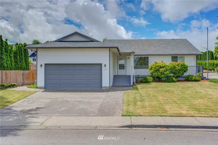 6197 Tyler LN, Ferndale, WA 98248