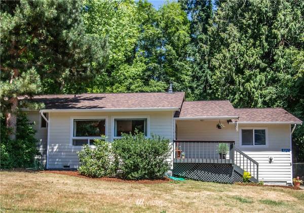 4367 Walden LOOP, Greenbank, WA 98253