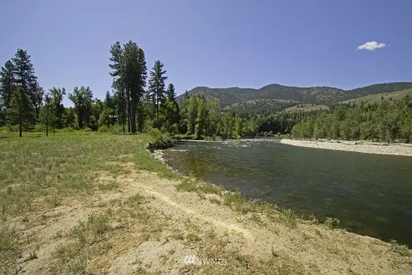 44 Twisp Airport Road, Twisp, WA 98856