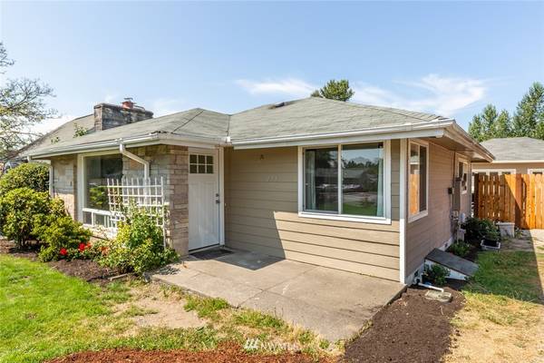 251 E 72nd ST, Tacoma, WA 98404