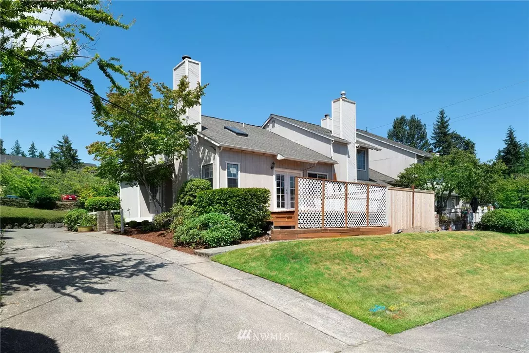 Bremerton, WA 98310,438 E 31st